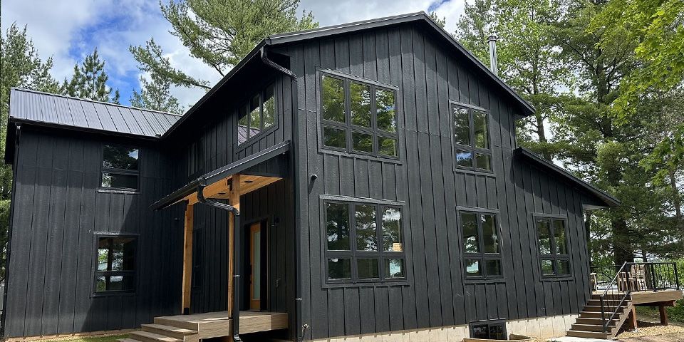 black-house photo